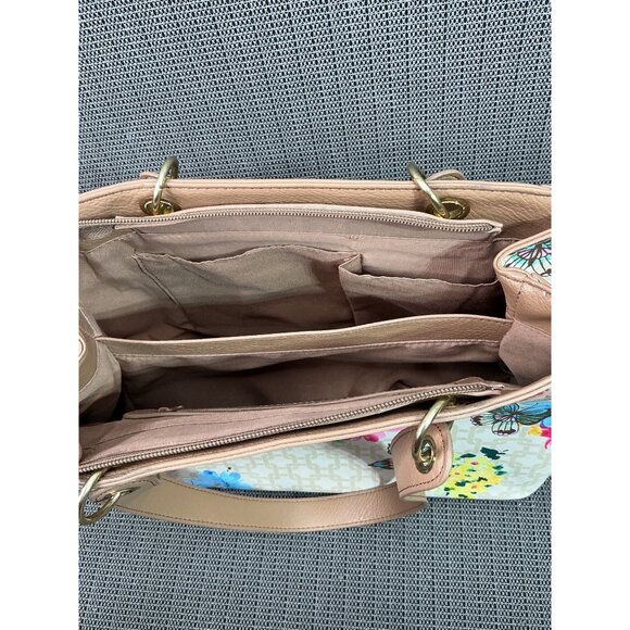 Bueno Floral & Butterfly Print Tote Bag With Tan Handles & Multiple Compartments - Picture 11 of 12